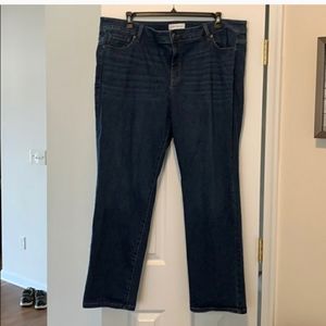 Mid rise straight leg jeans